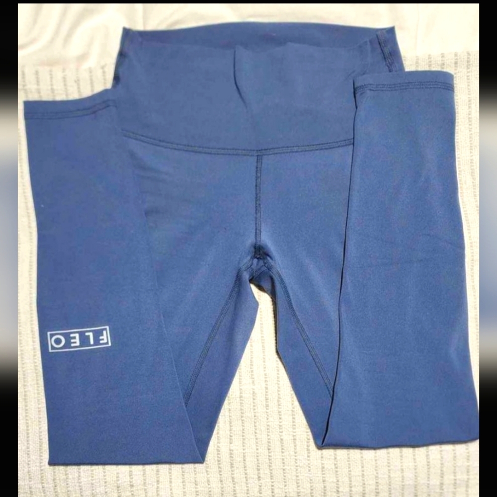 Fleo 25' Leggings